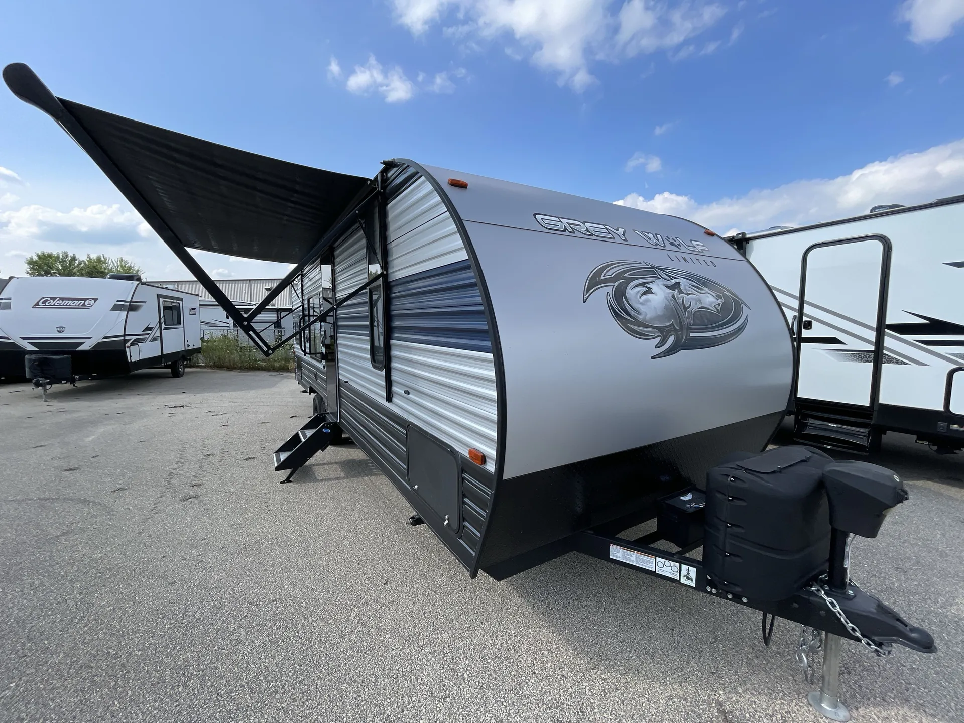 2021 Forest River Cherokee Grey Wolf 26DJSE