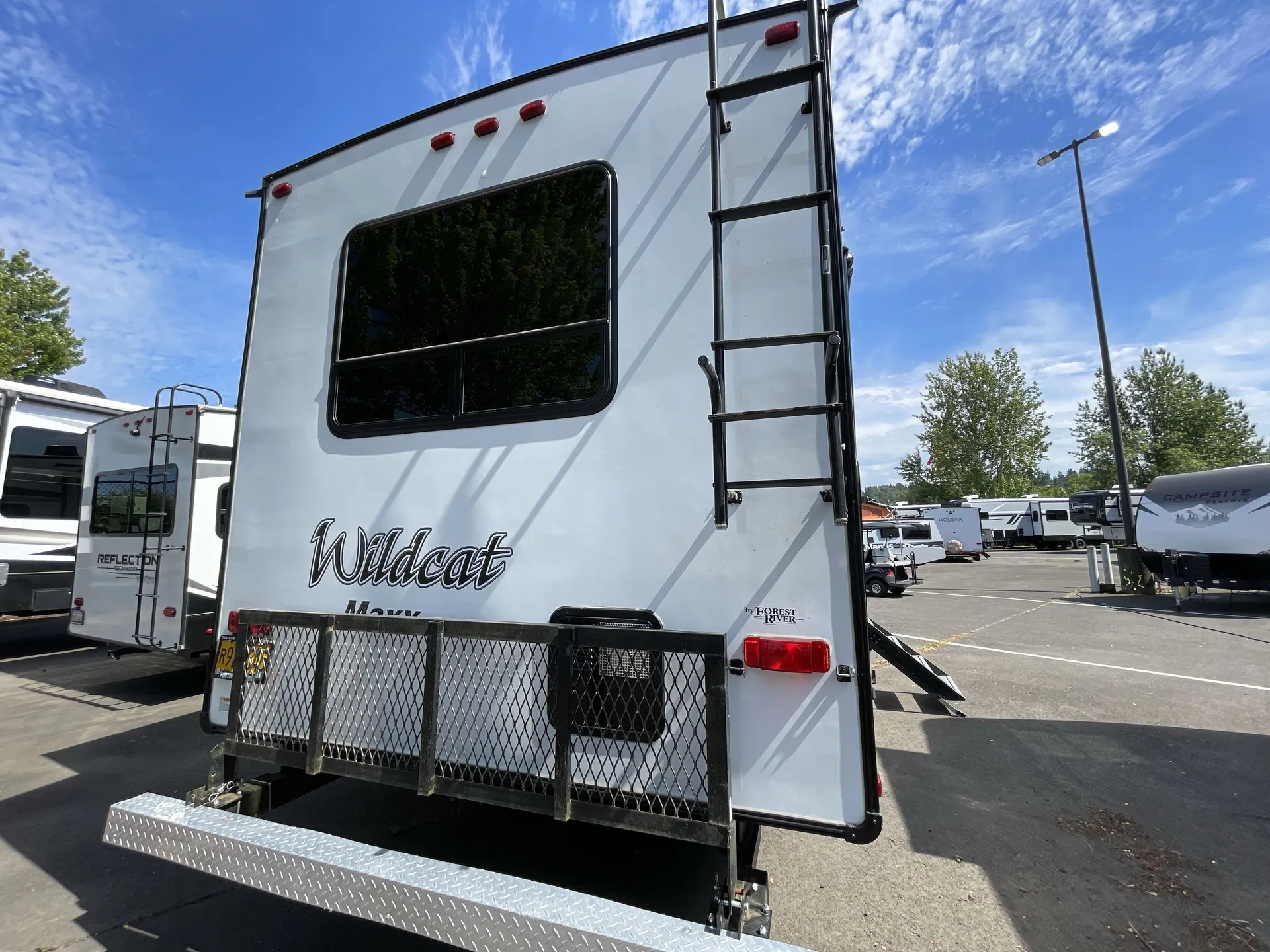2019 Forest River Wildcat Maxx 262RGX — backside