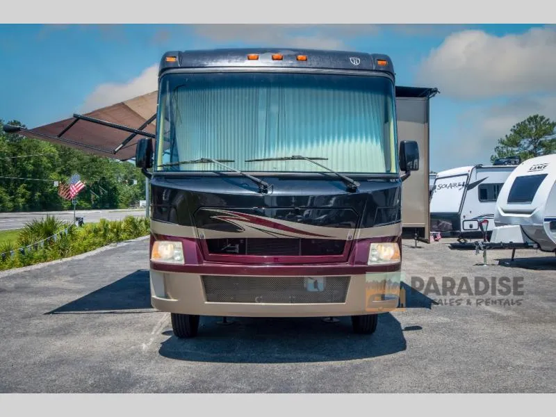 2011 Thor Motor Coach Daybreak 3211 - Photo 2
