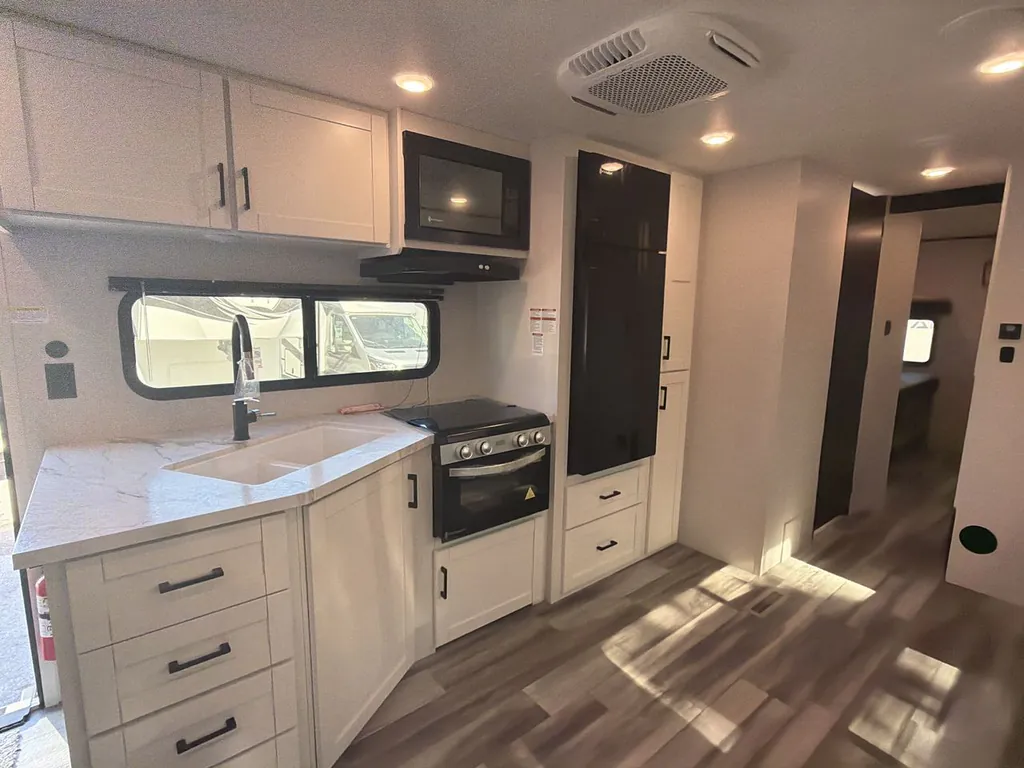 2026 Jayco Jay Flight SLX 321BDS, Photos photo 19