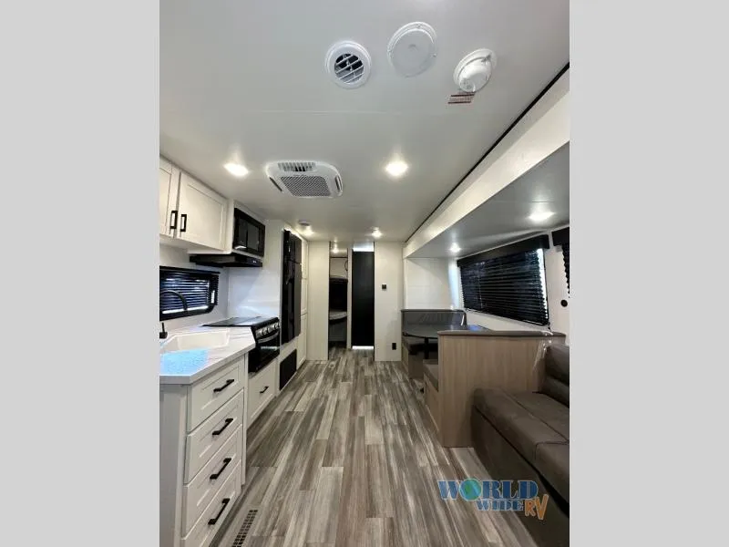2026 Jayco Jay Flight SLX 261BHSW - Photo 3