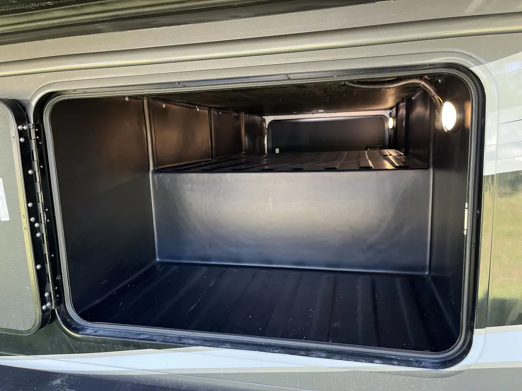 2027 Entegra Coach Vision XL 36C, Photos photo 40