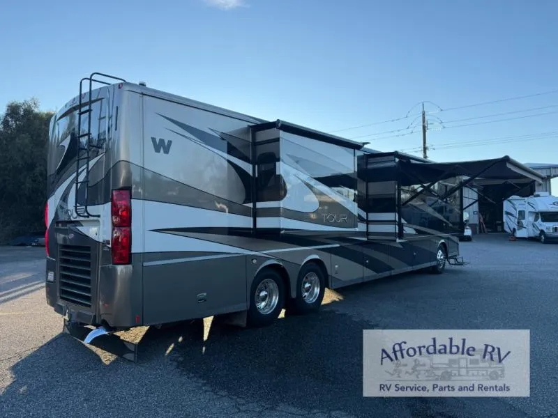 2014 Winnebago Tour 42QD - Photo 4
