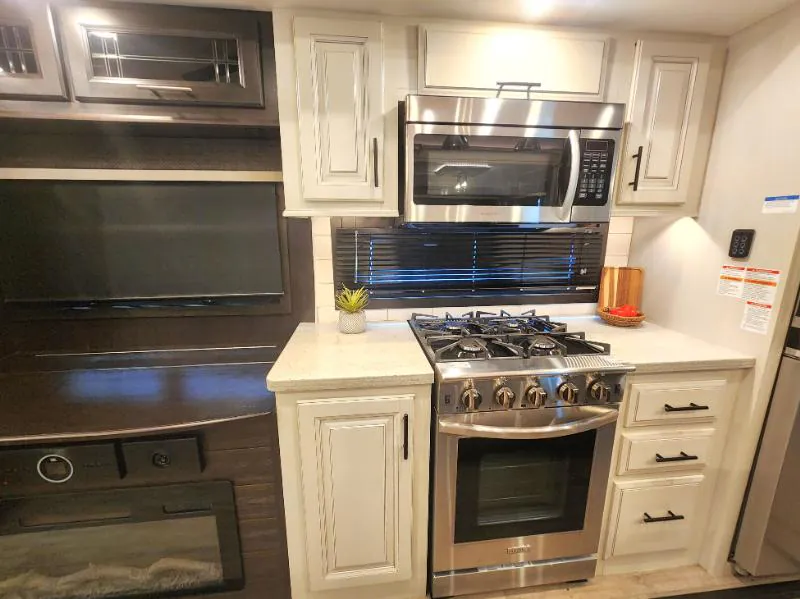 2021 Jayco Pinnacle 36FBTS, Photos photo 23