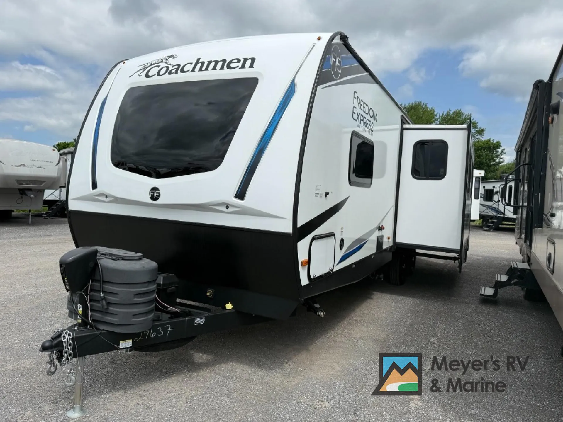 2024 Coachmen Freedom Express 294BHDS - Photo 3