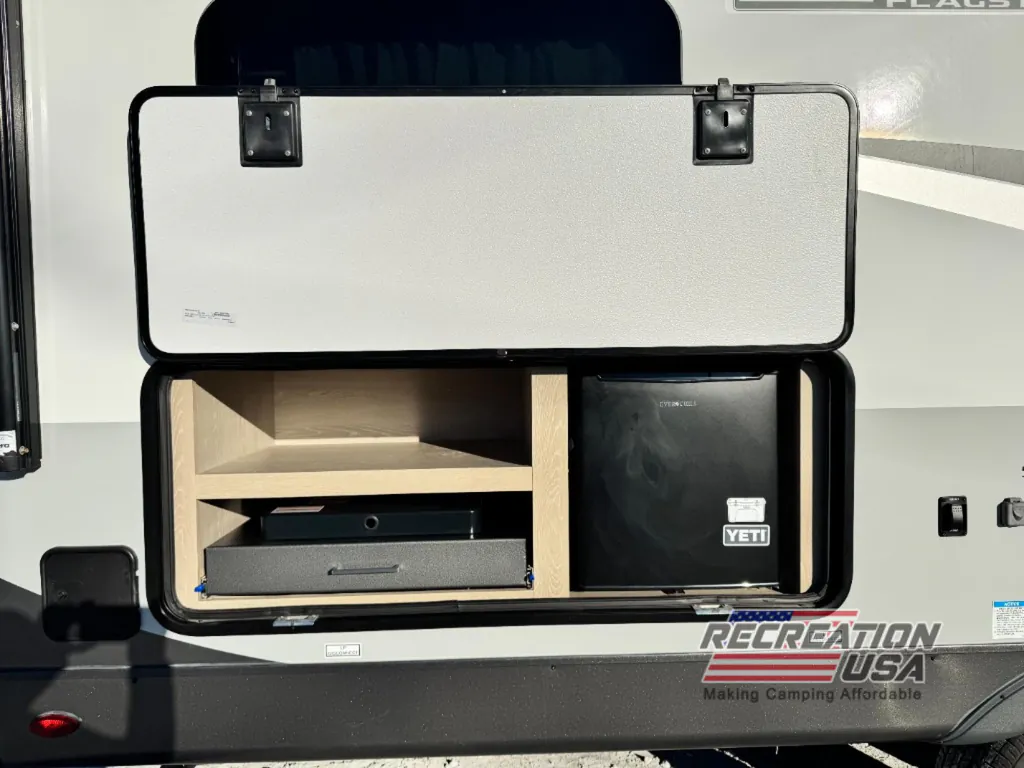 2023 Forest River Flagstaff Micro Lite 25BRDS, Photos photo 5