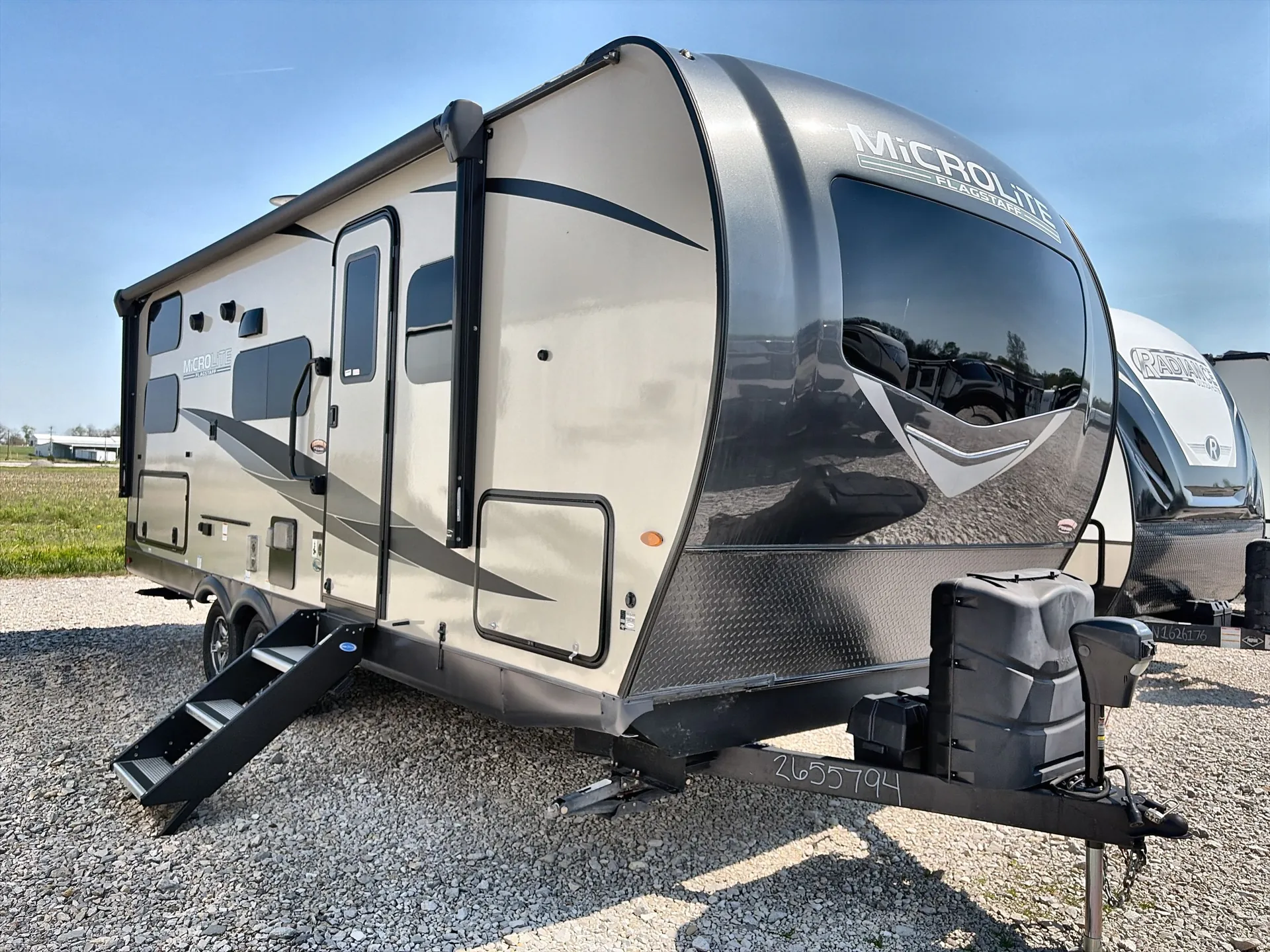 2023 Forest River Flagstaff Micro Lite 25BRDS - Photo 2