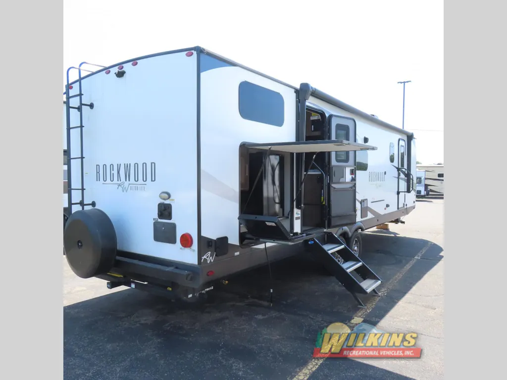 2023 Forest River Rockwood Ultra Lite 2911BS, Photos photo 18