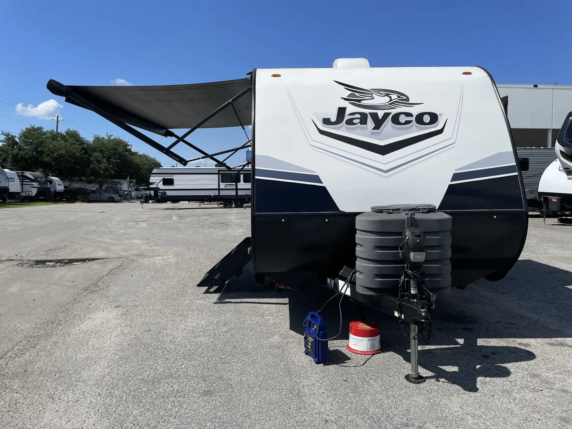 2024 Jayco Jay Feather 19MRK — front