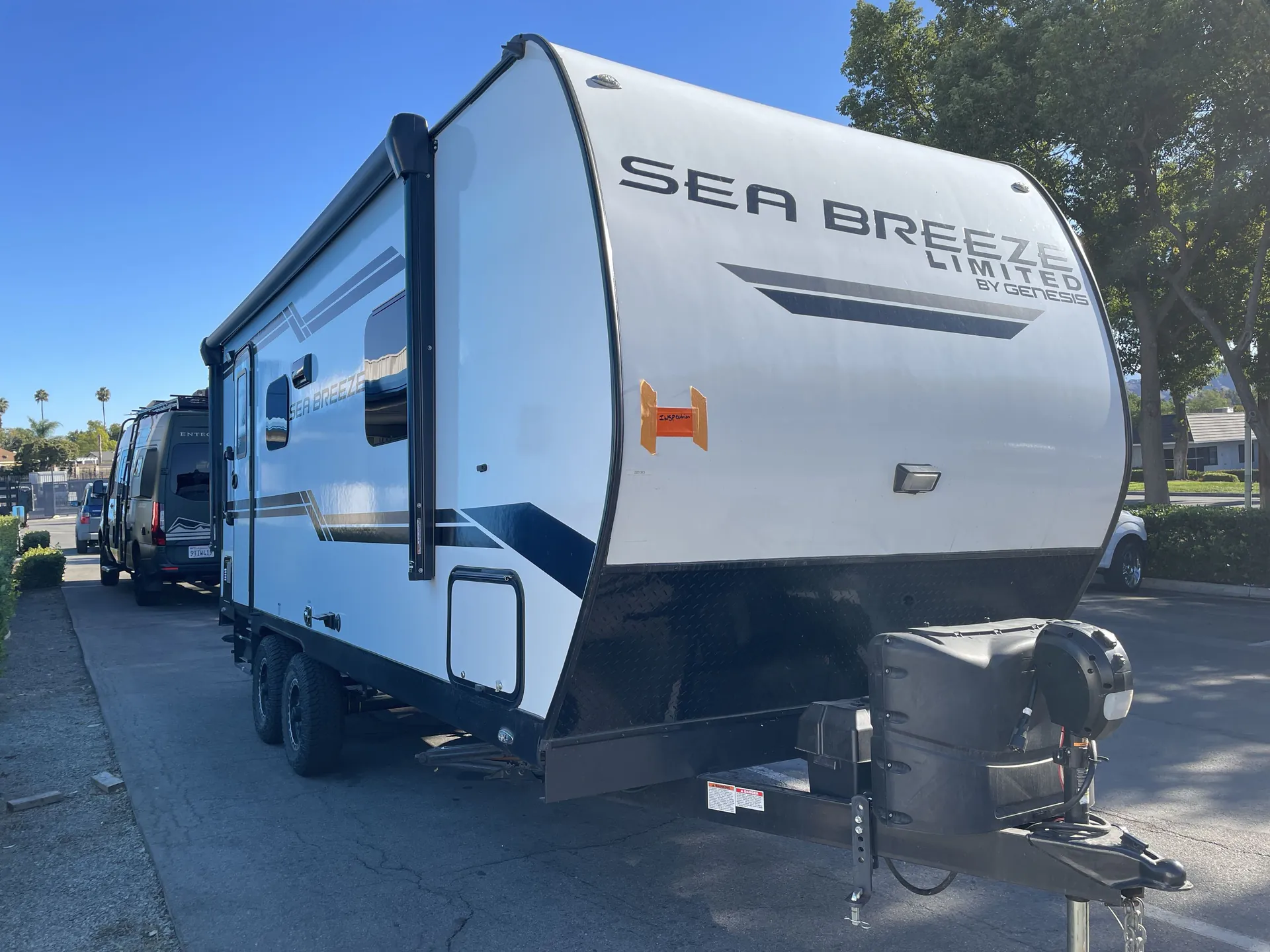 2024 Genesis Supreme Sea Breeze 19FSS - Photo 2