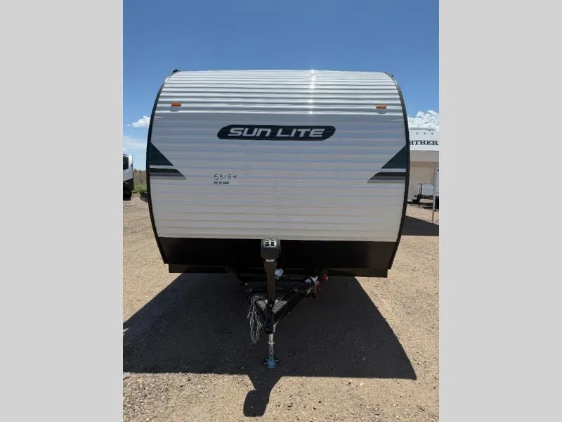 2027 Sunset Park RV Sun Lite 18RD - Photo 3