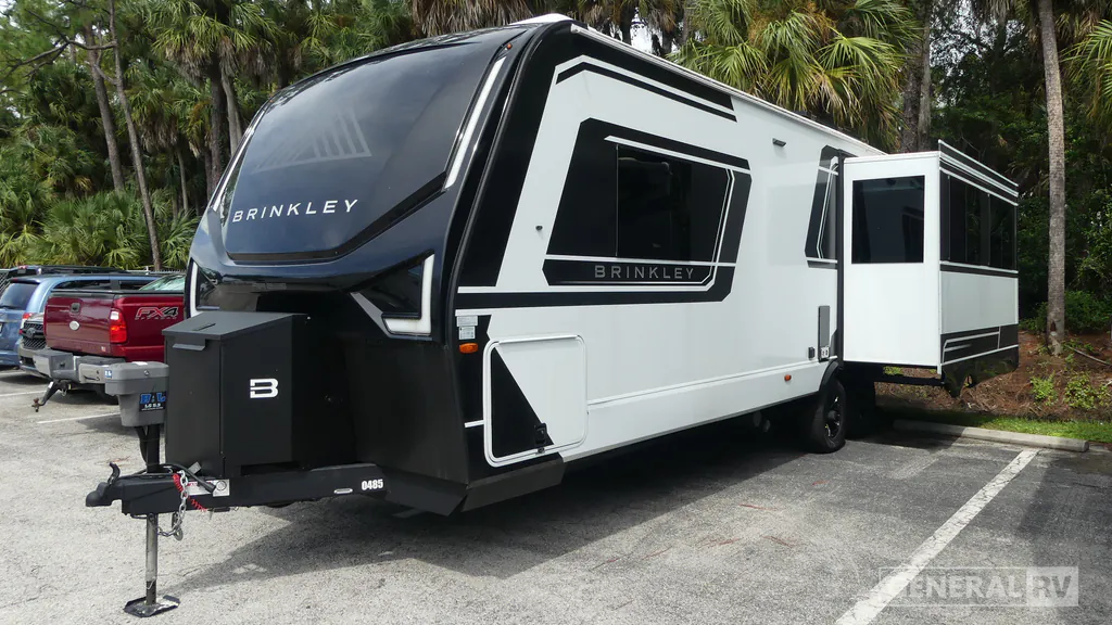 2025 Brinkley Model Z AIR 285, Photos photo 5