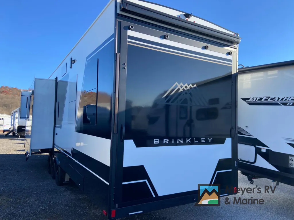 2026 Brinkley Model G 3970, Photos photo 4