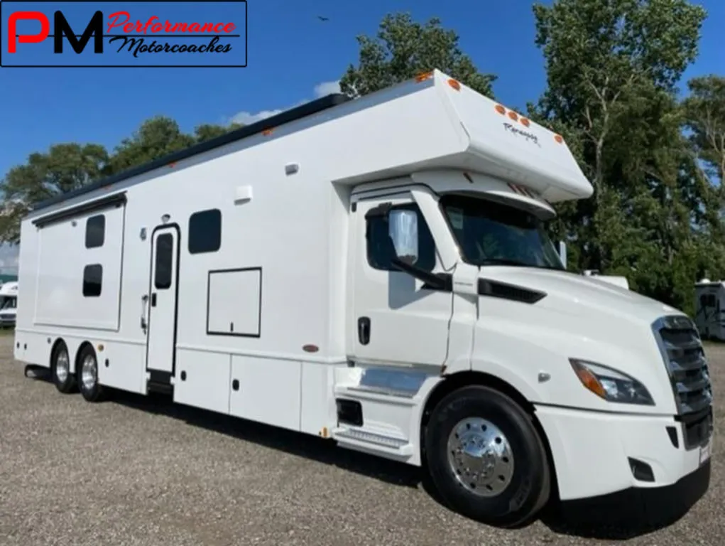 2024 Renegade RV Classic 45CBF - Photo 2