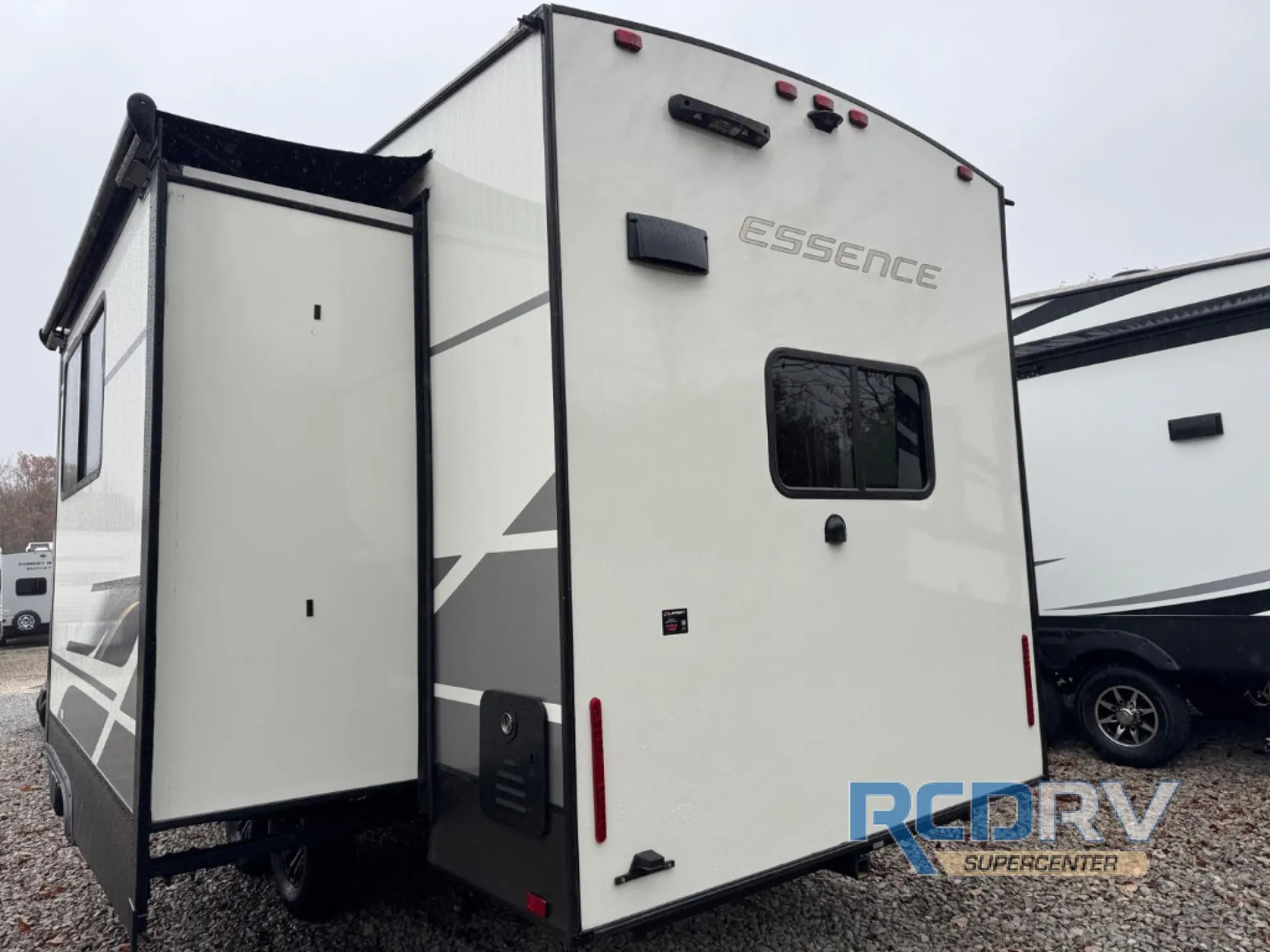 2024 Cruiser RV Essence E-25RK - Photo 4