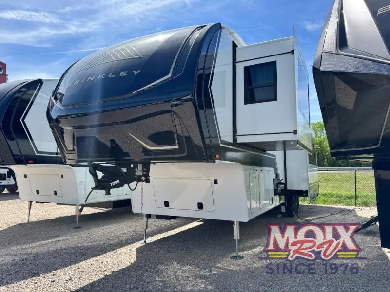 2026 Brinkley Model Z 3515 - Photo 4