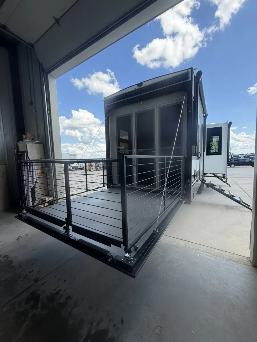 2027 Brinkley Model G 3500 - Photo 3