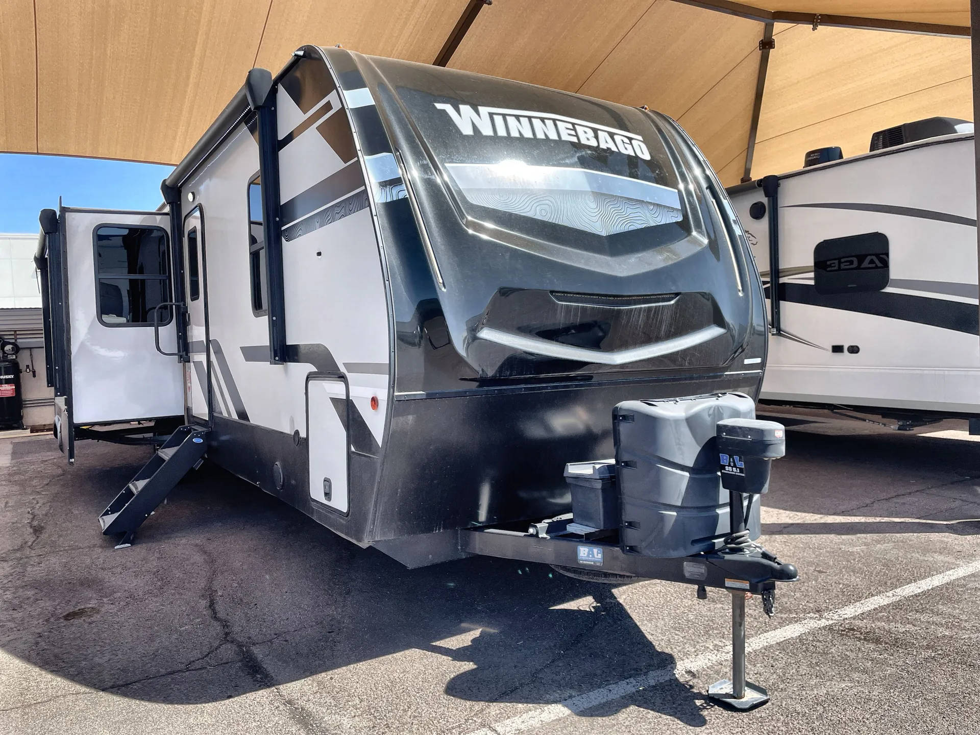 2023 Winnebago Voyage 3538BR - Photo 2