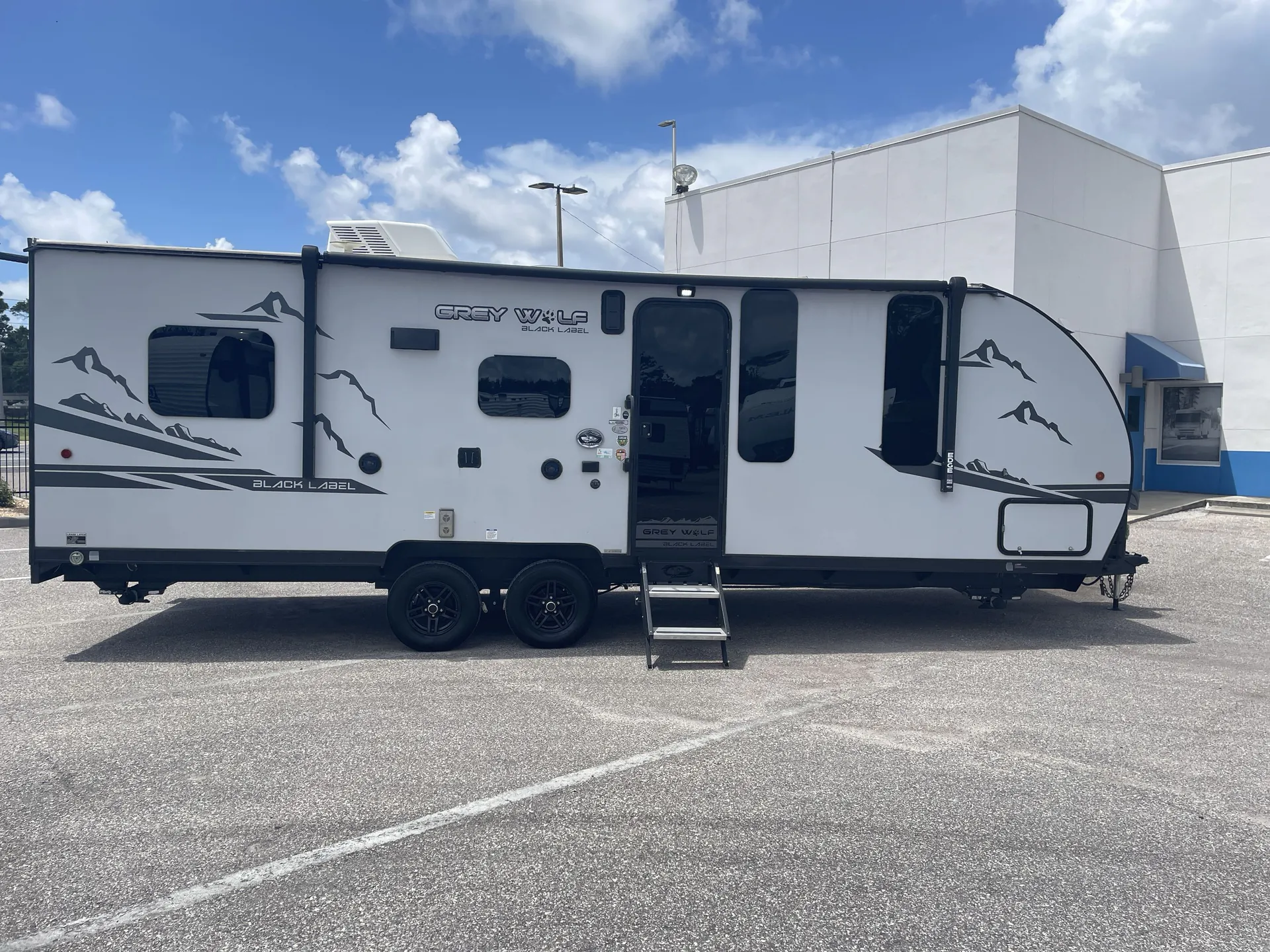 2022 Forest River Cherokee Grey Wolf Black Label 22RRBL — living area main