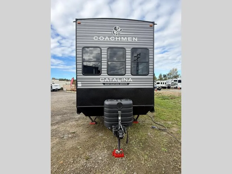2025 Coachmen Catalina Destination Series 35FME - Photo 3