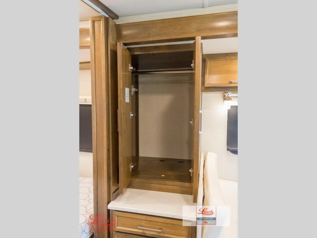 2018 Tiffin Wayfarer 24 FW, Photos photo 25