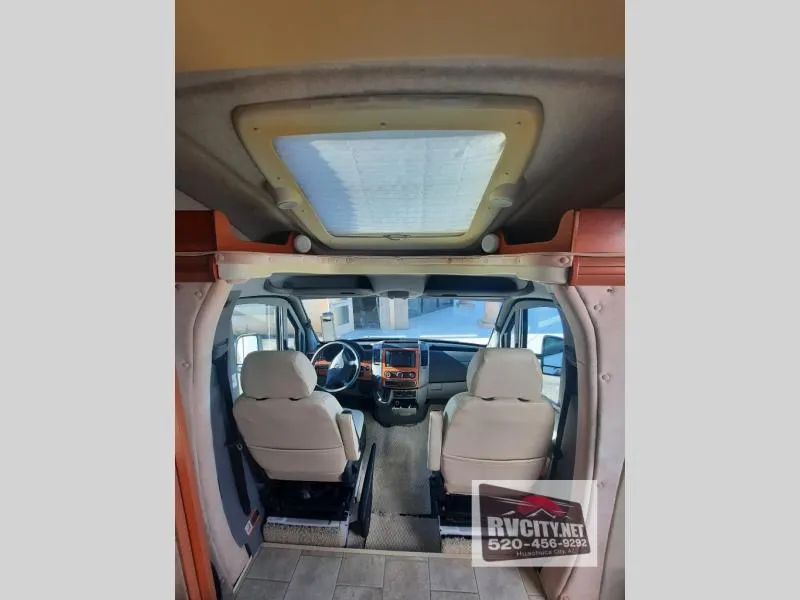 2011 Winnebago View Profile 24G - Photo 4