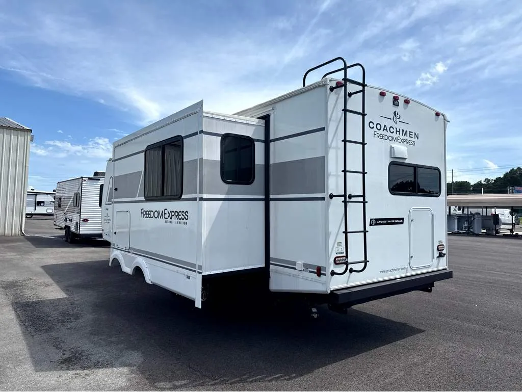 2025 Forest River FREEDOM EXPRESS 274RKS - Photo 3