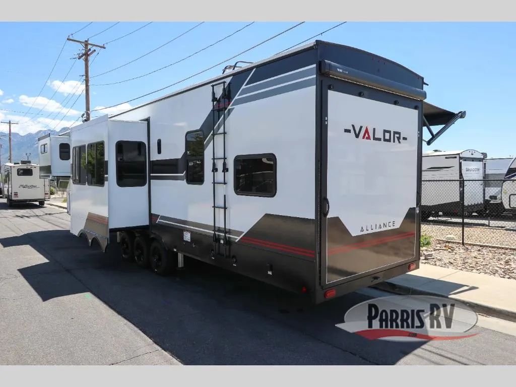 2026 Alliance RV Valor 44V14 - Photo 4