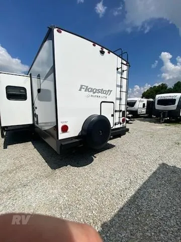 2023 Forest River Flagstaff Super Lite 27BHWS - Photo 4