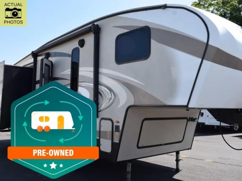 2018 Keystone Cougar 27SGS - Photo 2