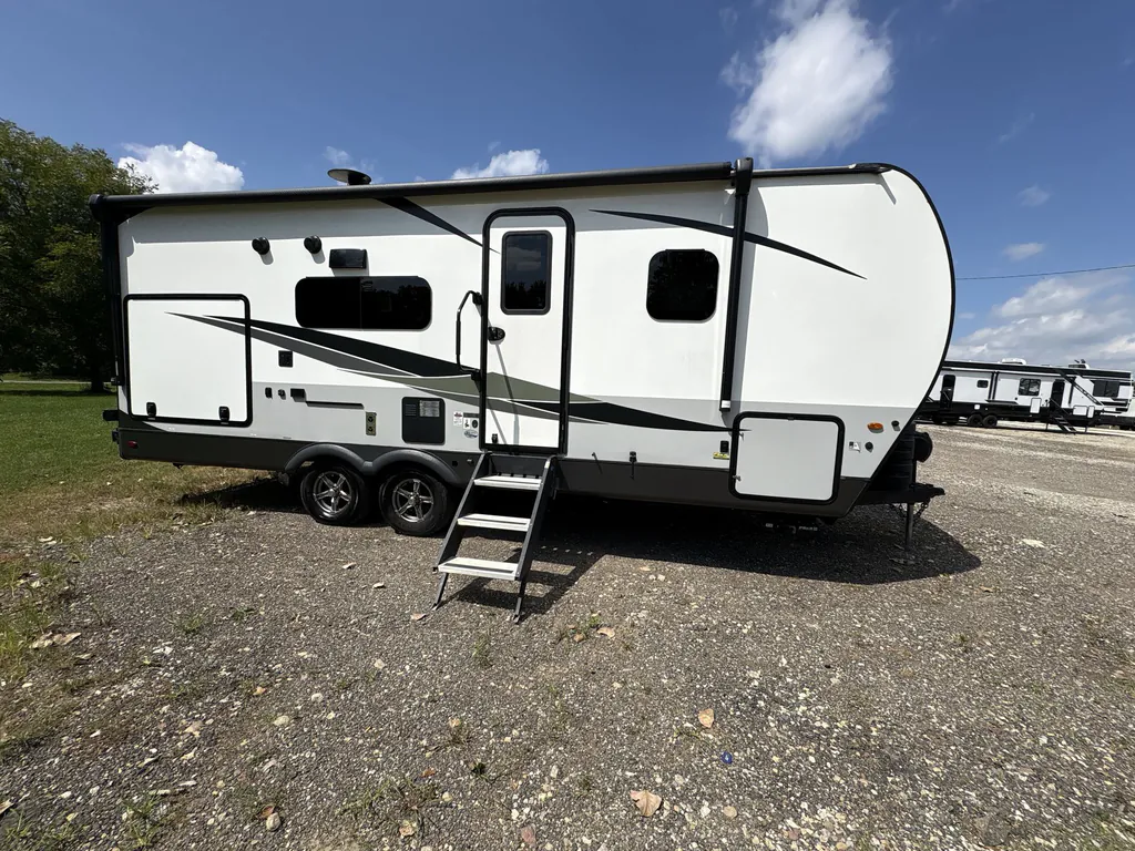 2023 Forest River Flagstaff Micro Lite 25BRDS, Photos photo 5