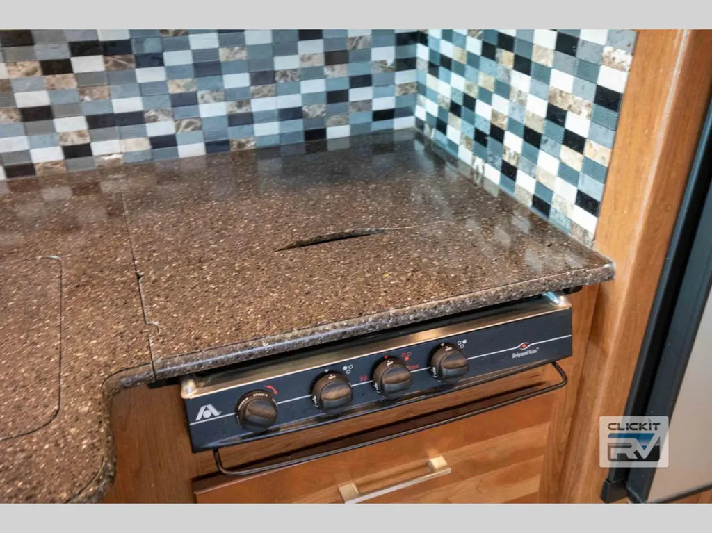 2018 Jayco Precept 35S, Photos photo 14