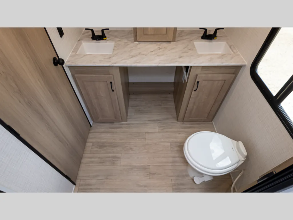 2026 Forest River Solaire 3300FLBS, Photos photo 28