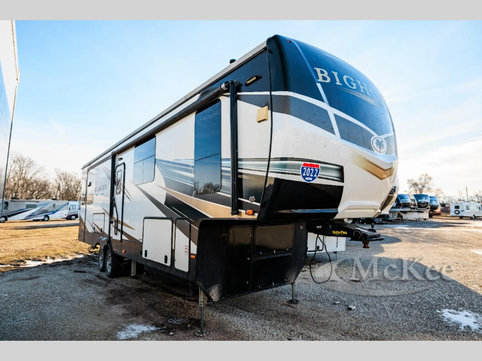 2022 Heartland Bighorn 3120RK - Photo 2