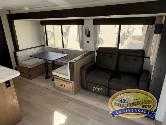 2026 Forest River Cherokee Wolf Den 304SR - Photo 3