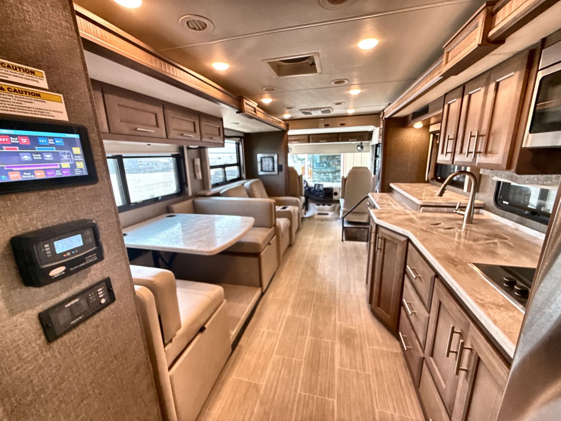 2021 Thor Motor Coach Challenger 37FH — living area main