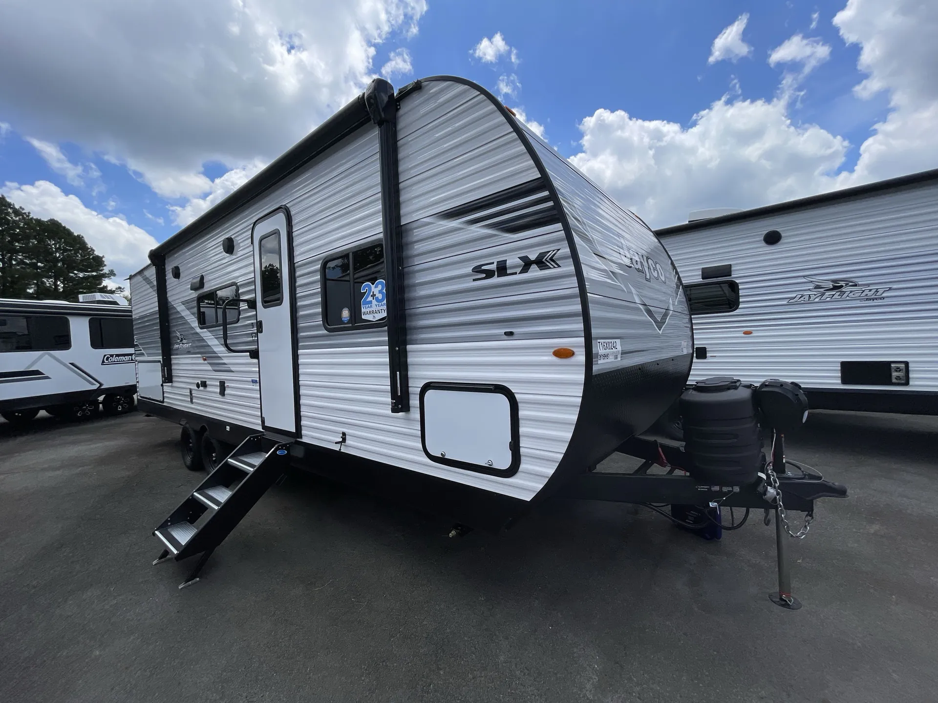2026 Jayco Jay Flight SLX 261BHS - Photo 2