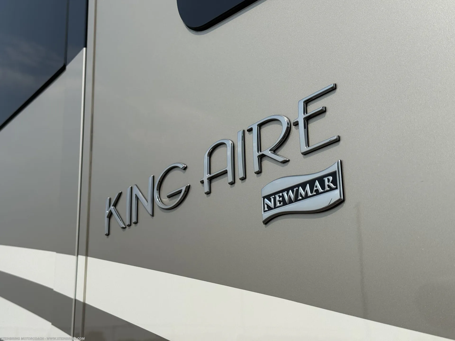 2022 Newmar King Aire 4533 - Photo 4