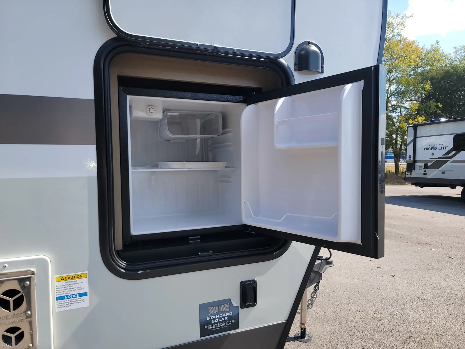 2027 Forest River Flagstaff Micro Lite 25MBR — Photo 6