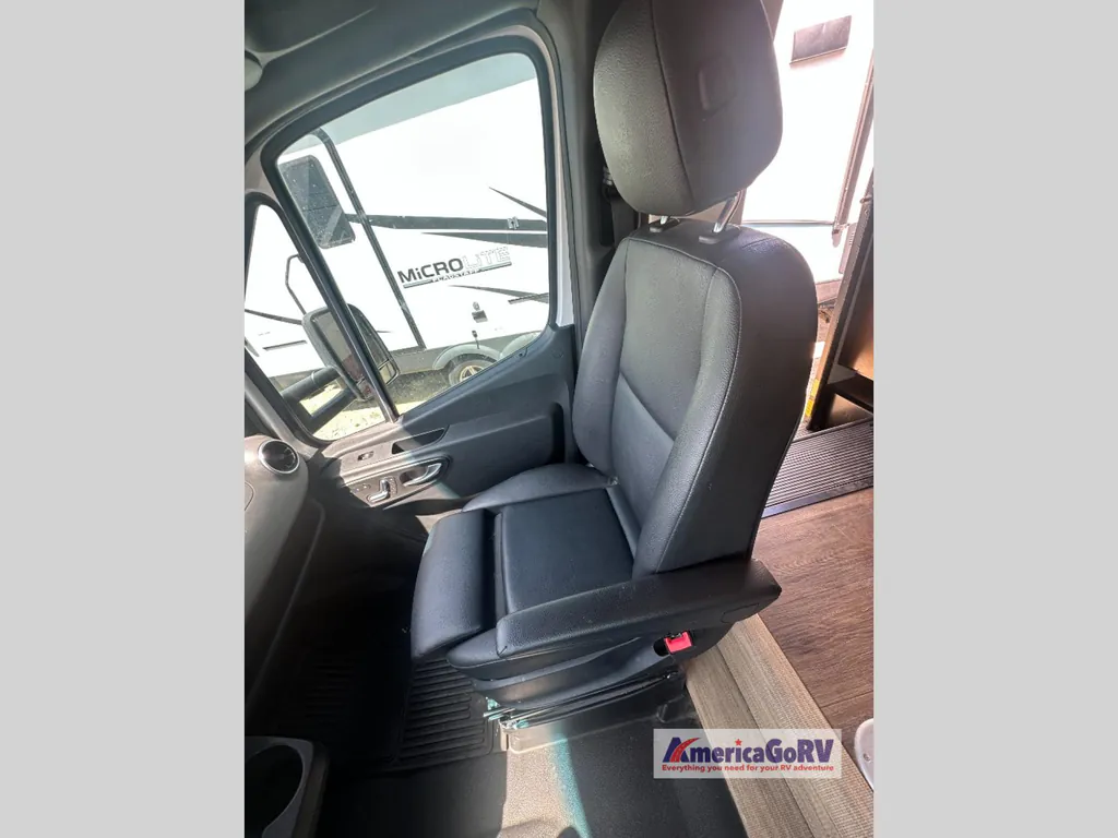 2020 Tiffin Wayfarer 25 RW, Photos photo 11