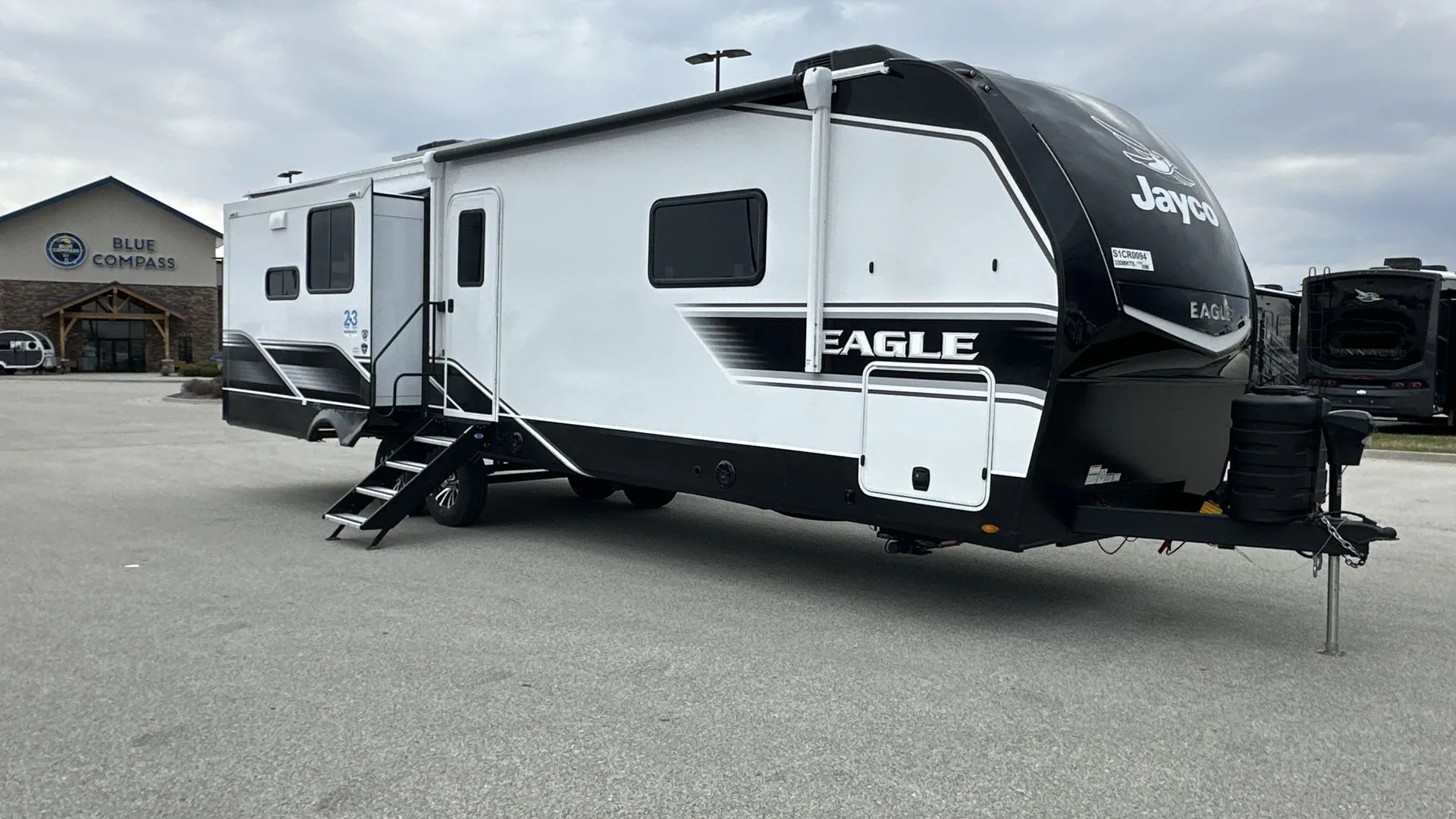 2025 Jayco Eagle HT 320MKTS - Photo 2