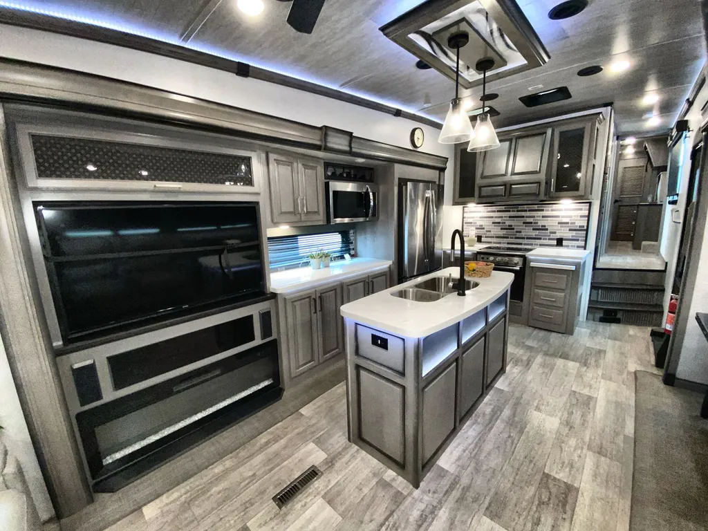 2021 Keystone Montana 3231CK, Photos photo 30