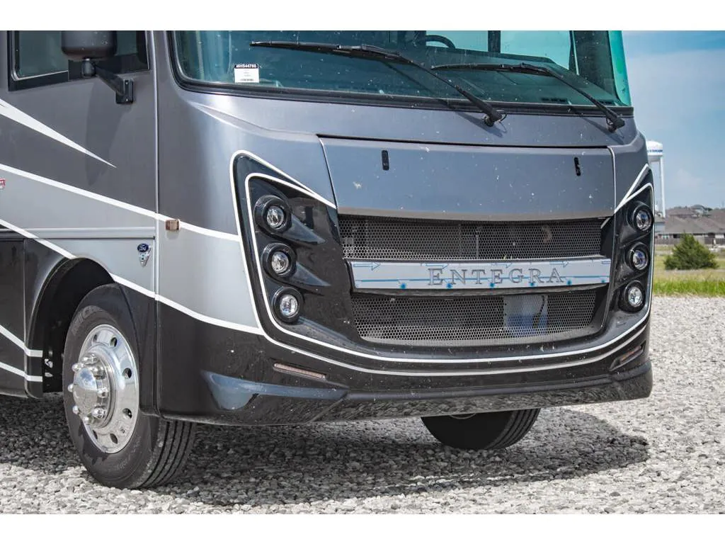 2027 Entegra Coach Emblem 36U, Photos photo 39