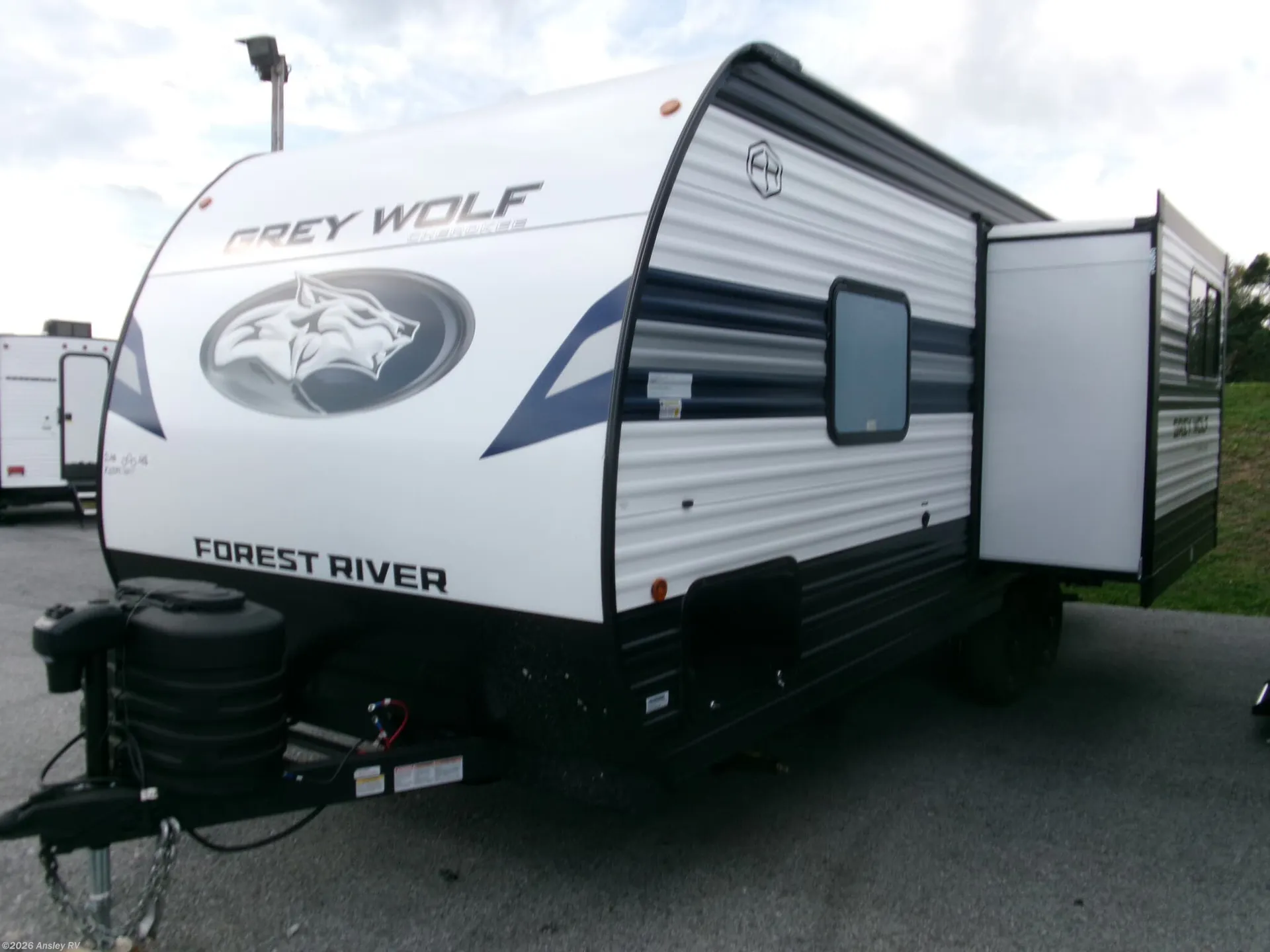 2027 Forest River Cherokee Grey Wolf 21AB — Photo 5