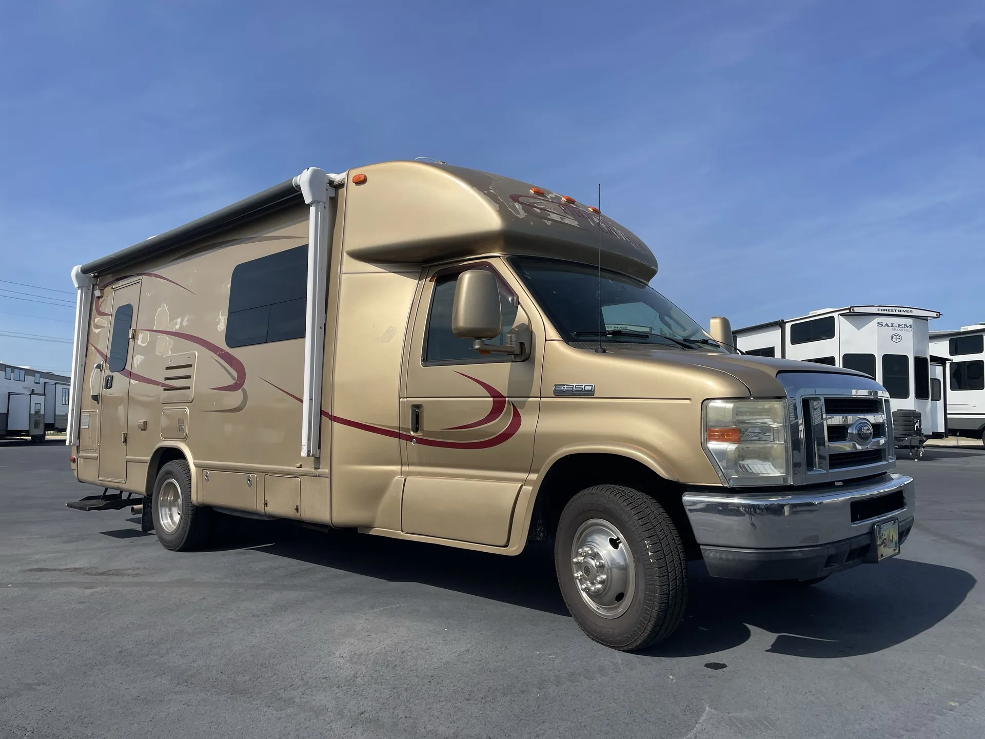 2013 Phoenix Cruiser 2400 - Photo 2