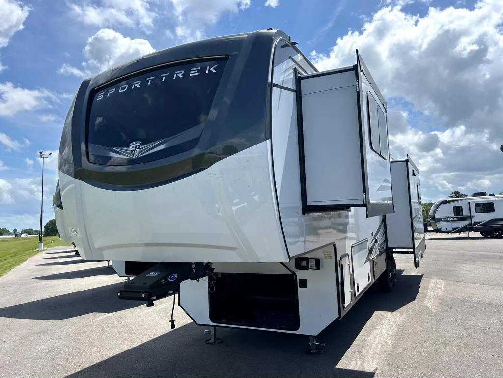 2026 Venture RV SportTrek 5 Touring Edition STTF353VIK - Photo 2