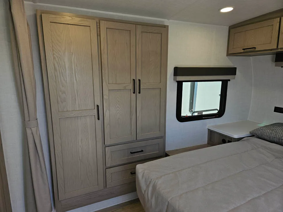 2026 Forest River Flagstaff Micro Lite 25FBD, Photos photo 13