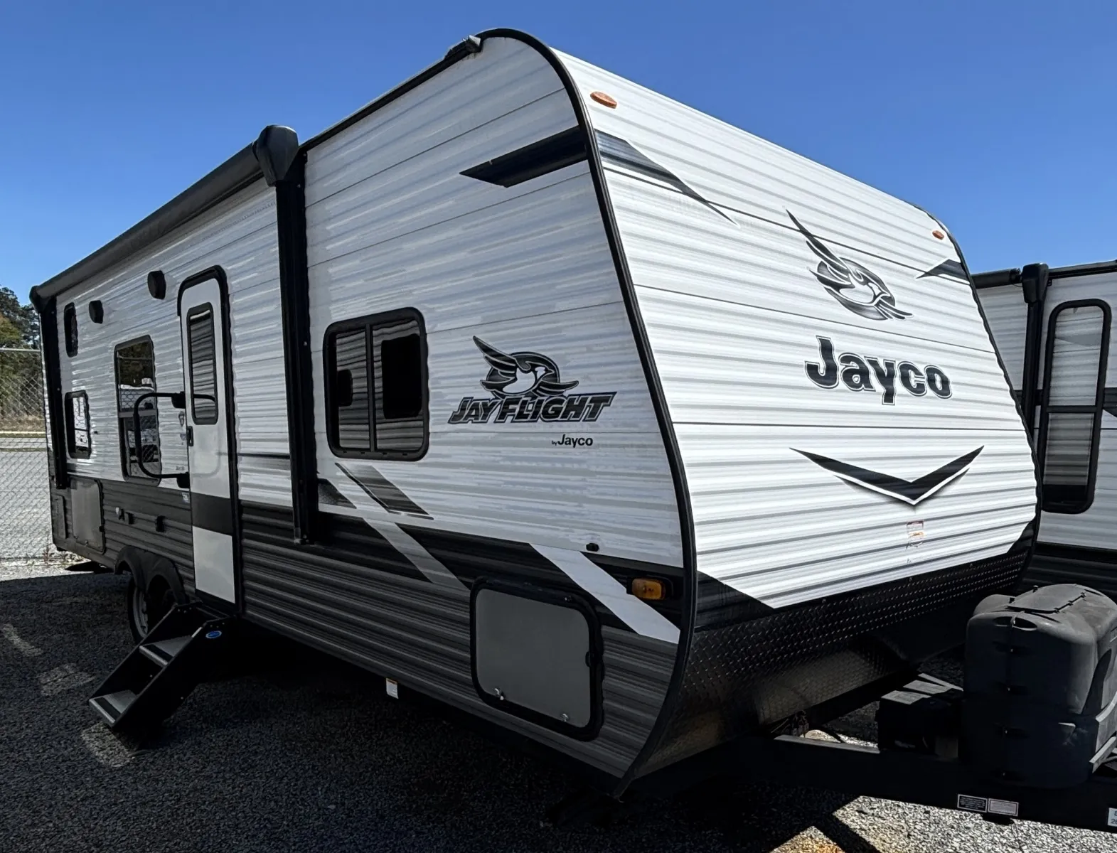 2022 Jayco Jay Flight 264BH - Photo 2