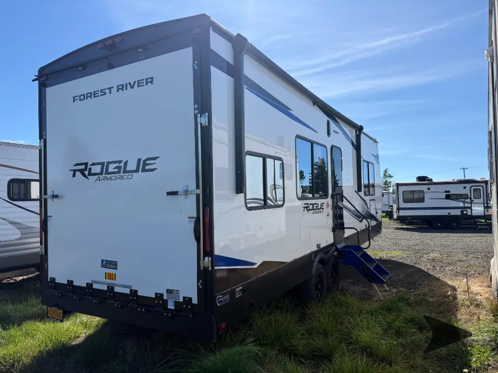 2026 Forest River Vengeance Rogue Armored 26L140, Photos photo 7