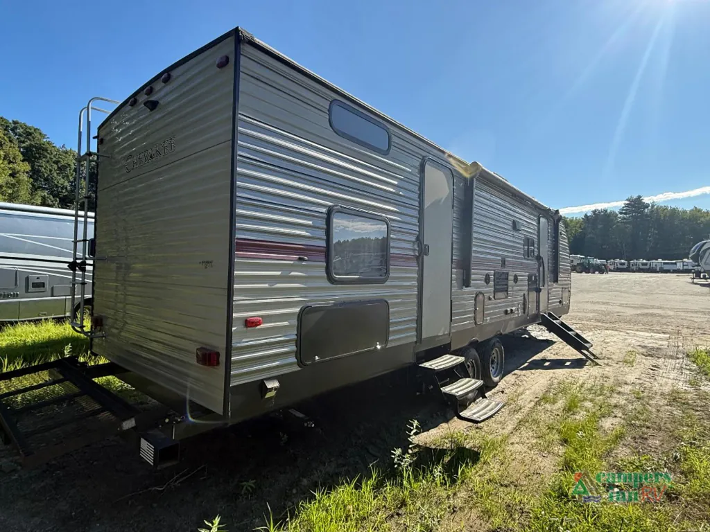 2018 Forest River Cherokee 284RJ, Photos photo 4